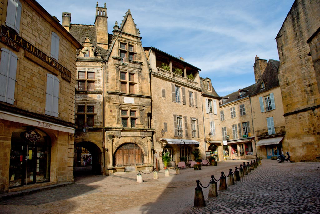 SARLAT